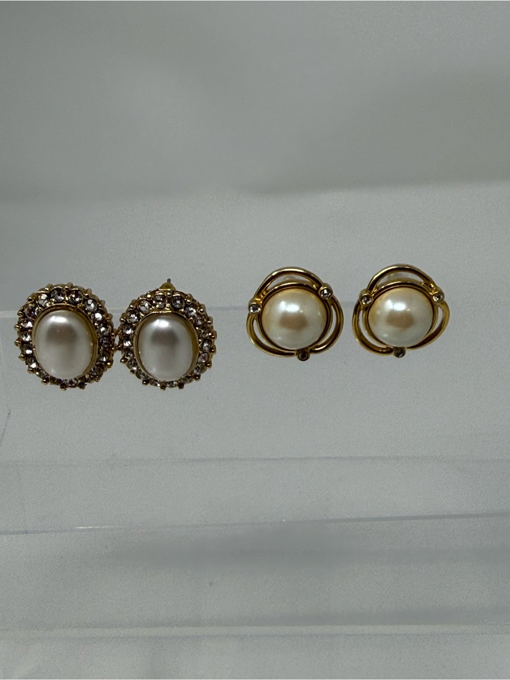Classic Pearl Stud Pierce Earrings - Gold Tone